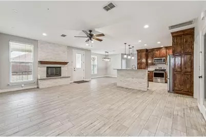 130 Elk Cove, Stephenville, TX 76401 - Photo 5
