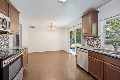 400 Harrington Lane, Euless, TX 76039 - Photo 5