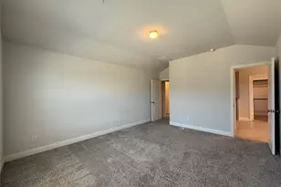 588 Hutchinson Ln, Lewisville, TX 75077 - Photo 15