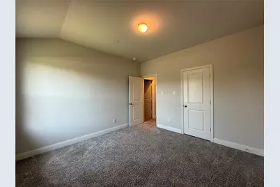 588 Hutchinson Lane, Lewisville, TX 75077 - Photo 13