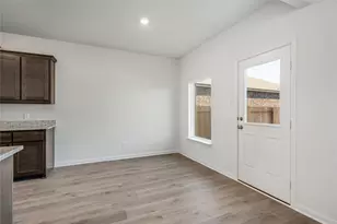 11209 Tolleson St, Fort Worth, TX 76108 - Photo 3