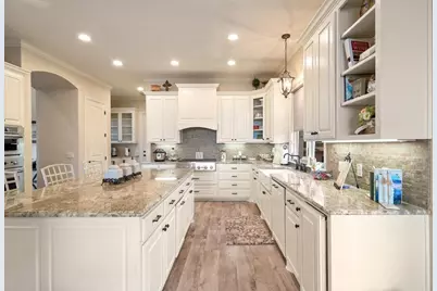 1608 Ridgewood Drive, Waco, TX 76710 - Photo 23