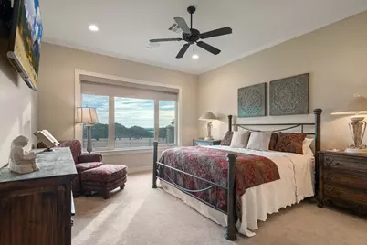 1608 Ridgewood Drive, Waco, TX 76710 - Photo 5