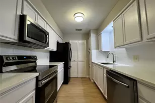 1505 Bellaire Dr, Grapevine, TX 76051 - Photo 7