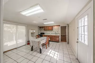 3824 Rusty Dell Street, Fort Worth, TX 76111 - Photo 17