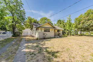 3824 Rusty Dell St, Fort Worth, TX 76111 - Photo 3