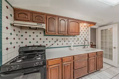 3824 Rusty Dell Street, Fort Worth, TX 76111 - Photo 15