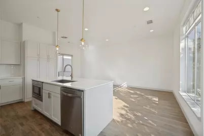 2103 Bennett Avenue #60, Dallas, TX 75206 - Photo 3