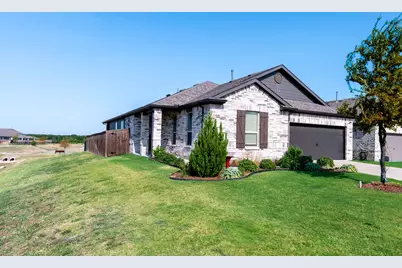 2701 Webb Avenue, Aubrey, TX 76227 - Photo 3