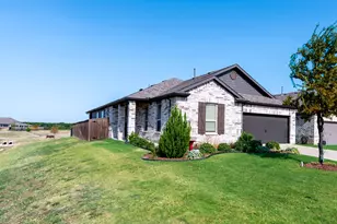 2701 Webb Ave, Aubrey, TX 76227 - Photo 3