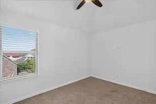 7220 Notre Dame Dr, Irving, TX 75063 - Photo 13
