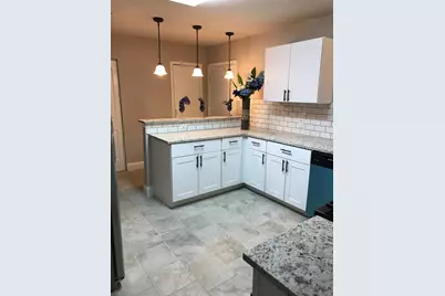 1502 Dale Place, Irving, TX 75061 - Photo 5