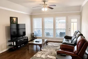 809 Kinghaven Dr, Little Elm, TX 75068 - Photo 17
