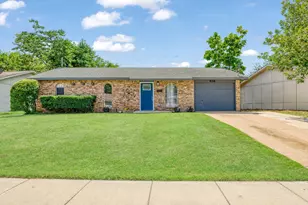 936 Elmwood Dr, Lewisville, TX 75067 - Photo 3