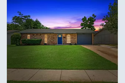 936 Elmwood Drive, Lewisville, TX 75067 - Photo 5