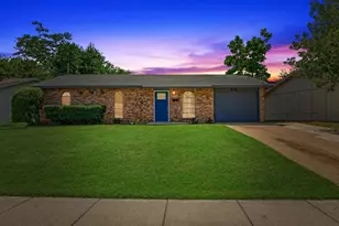 936 Elmwood Dr, Lewisville, TX 75067 - Photo 5