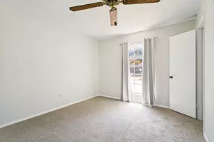 1117 S Thornbush Cir, Arlington, TX 76013 - Photo 11