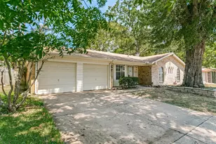 1117 S Thornbush Cir, Arlington, TX 76013 - Photo 1