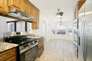 1117 S Thornbush Cir, Arlington, TX 76013 - Photo 3