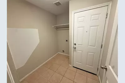 5814 Blue Oak Drive, Garland, TX 75043 - Photo 9