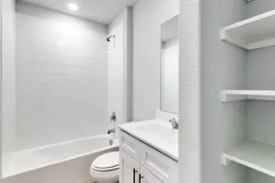 548 Bronze Cir W, Springtown, TX 76082 - Photo 9