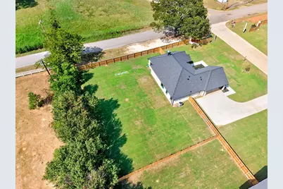 302 Grace Lane, Athens, TX 75751 - Photo 37