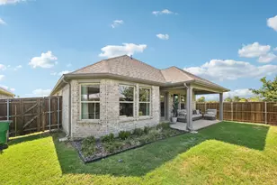 1048 Tarryhill Dr, Crowley, TX 76036 - Photo 31