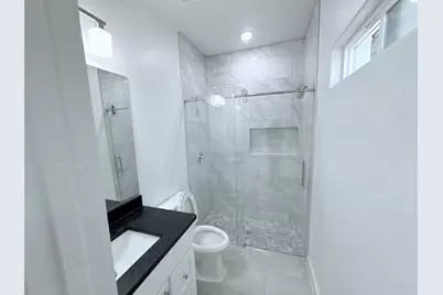 509 Judson Drive, Devine, TX 78016 - Photo 9