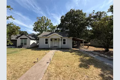 513 W Water Street, Weatherford, TX 76086 - Photo 1