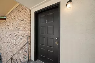 1108 N Elm St, Denton, TX 76201 - Photo 1