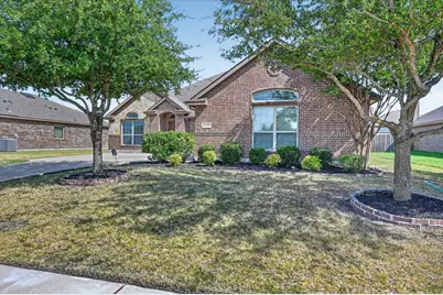 1107 Fairhaven Drive, Glenn Heights, TX 75154 - Photo 3