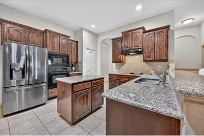 1107 Fairhaven Drive, Glenn Heights, TX 75154 - Photo 13