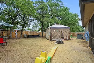 321 Pecos Dr, Weatherford, TX 76086 - Photo 5