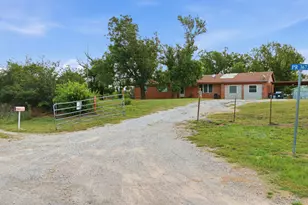 5019 Fm 2123, Paradise, TX 76073 - Photo 3