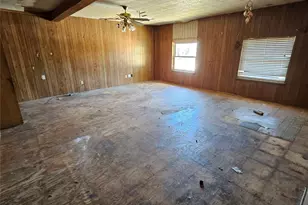 5019 Fm 2123, Paradise, TX 76073 - Photo 15