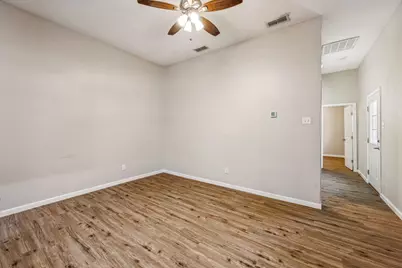 778 N Belknap #101, Stephenville, TX 76401 - Photo 3