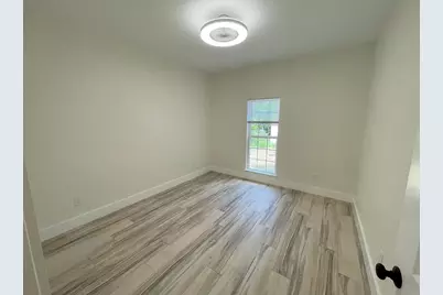 115 E 8th Street, Weatherford, TX 76086 - Photo 23
