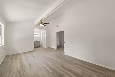 229 Crockett Lane, Hewitt, TX 76643 - Photo 9