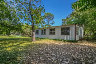 5749 S Rock Creek Loop, Waco, TX 76708 - Photo 23