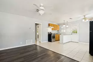 10174 Patton Dr, Quinlan, TX 75474 - Photo 5