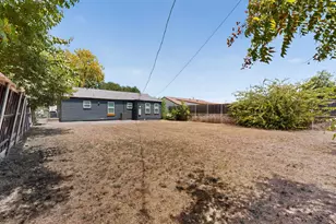 808 Lilac Dr, Garland, TX 75040 - Photo 37