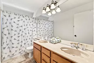 6832 Parkwood Dr, North Richland Hills, TX 76182 - Photo 29