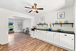 6832 Parkwood Dr, North Richland Hills, TX 76182 - Photo 13