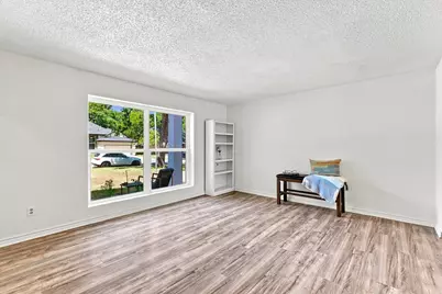 6832 Parkwood Drive, North Richland Hills, TX 76182 - Photo 5