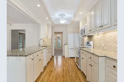 6153 Danbury Lane, Dallas, TX 75214 - Photo 15