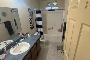 918 Bayonne St, Dallas, TX 75212 - Photo 3
