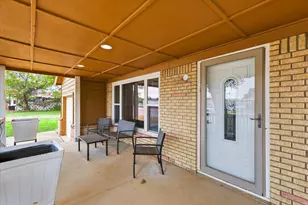 3272 Mimosa Park Dr, Richland Hills, TX 76118 - Photo 9
