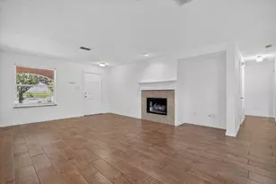4008 Mantis St, Fort Worth, TX 76106 - Photo 5