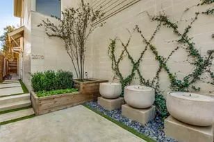 2070 Modern Pl, Dallas, TX 75214 - Photo 3