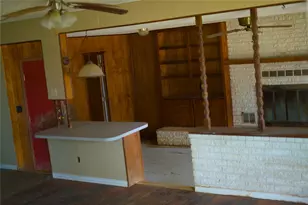 2007 W Commerce St, San Saba, TX 76877 - Photo 11